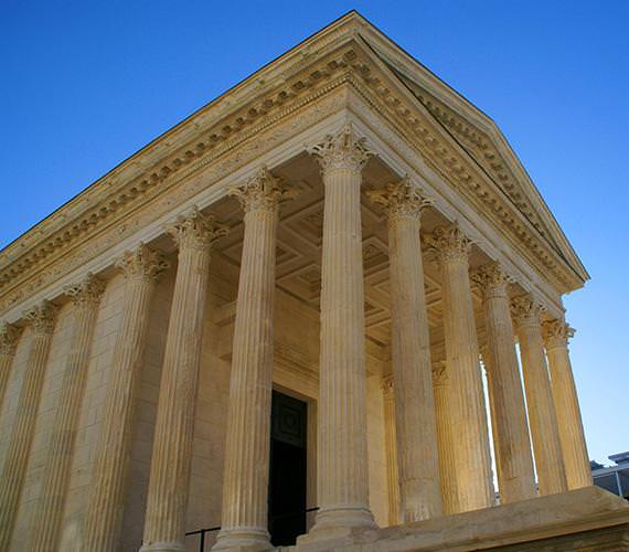 Les arènes, © Gard Tourisme La Maison Carrée