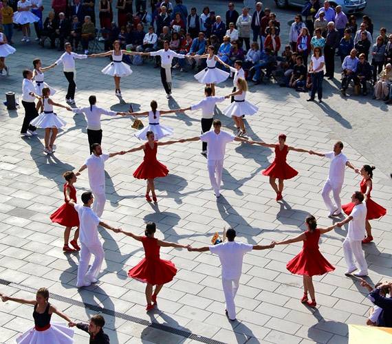 Perpignan, Ville de Perpignan Sardanes