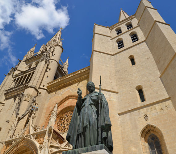 Cathédrale-Saint-Privat-Mende © Thierry Bousquet – Lozère Tourisme
