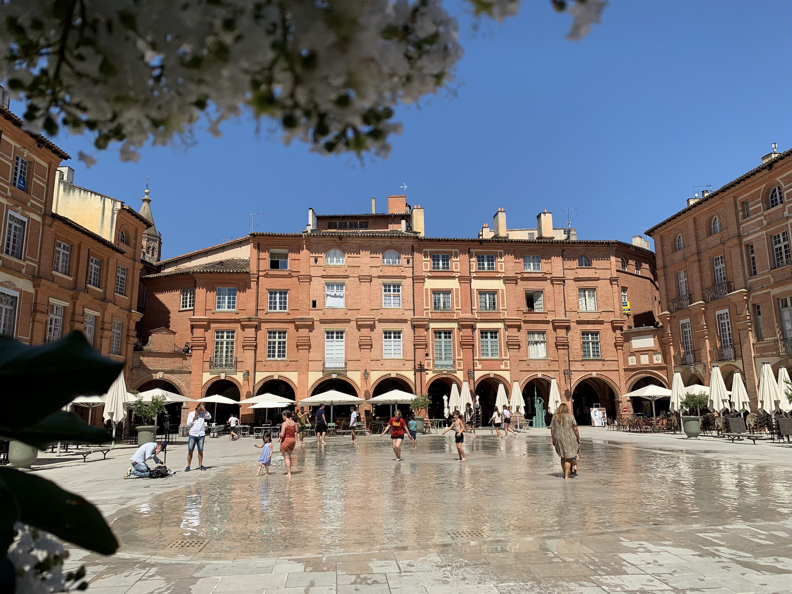 Montauban - Place Nationale © Tarn-et-Garonne Tourisme / L.Donzelli