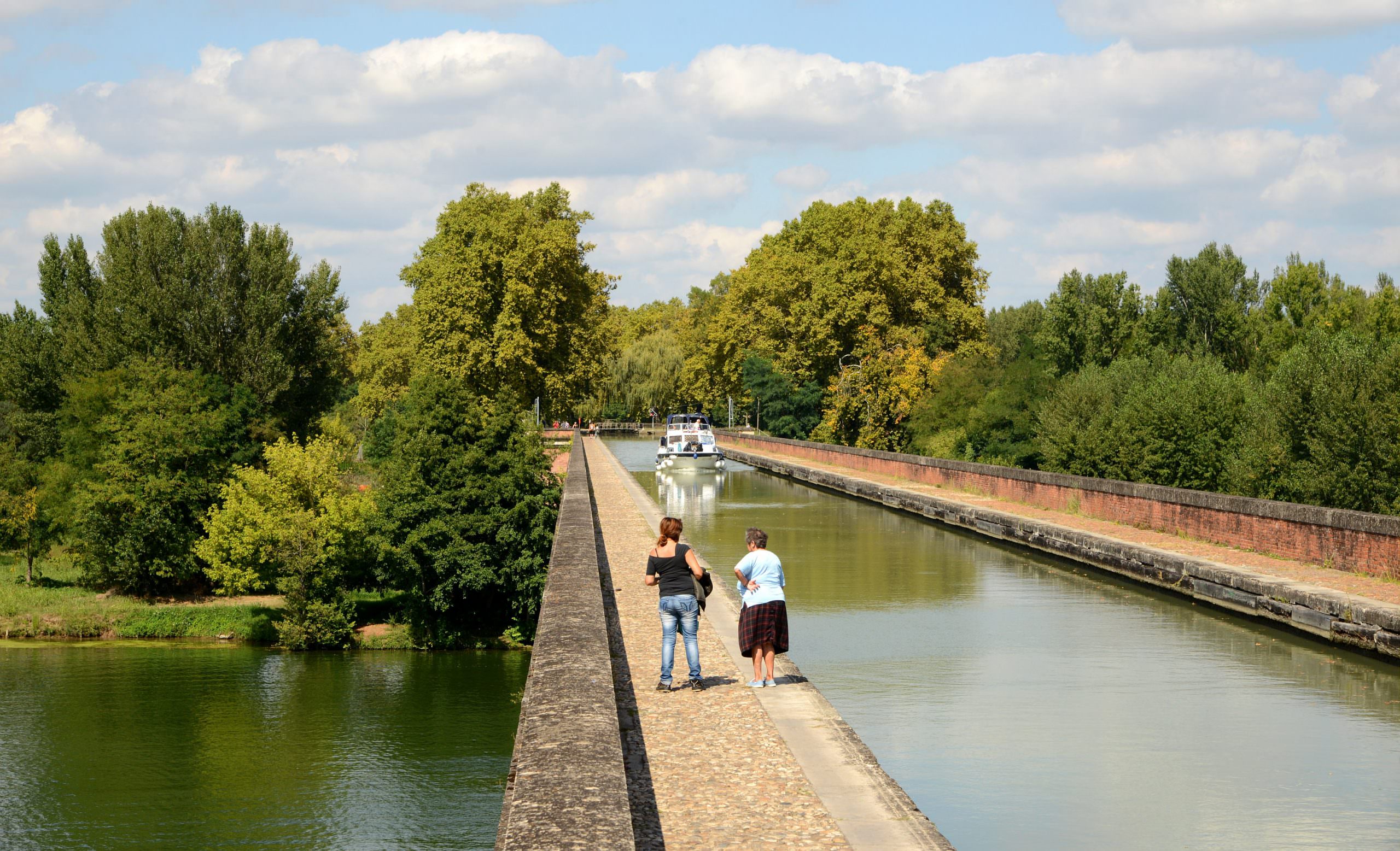 Canal des 2 Mers à Moissac © CRTL Occitanie / P.Thébault