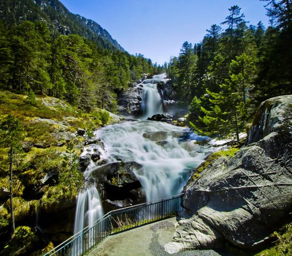 Cascadas cerca de Cauterets Cascades du Pont d'Espagne à Cauterets © Office de Tourisme de Cauterets / Matthieu Pinaud