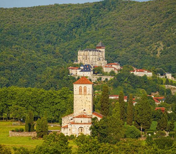 Basilique St-Just de Valcabrère La basilique St-Just de Valcabrère © D. Viet / CRTL Occitanie
