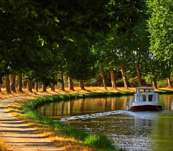 Canal du Midi Le Canal du Midi © G. Deschamps / CRTL Occitanie