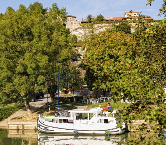 Port de Valence-sur-Baïse © D. Viet / CRTL Occitanie