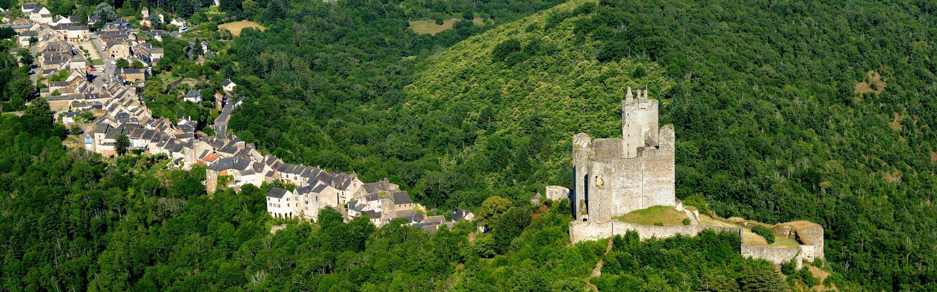 Forteresse de Najac en Aveyron, D Viet Forteresse de Najac en Aveyron