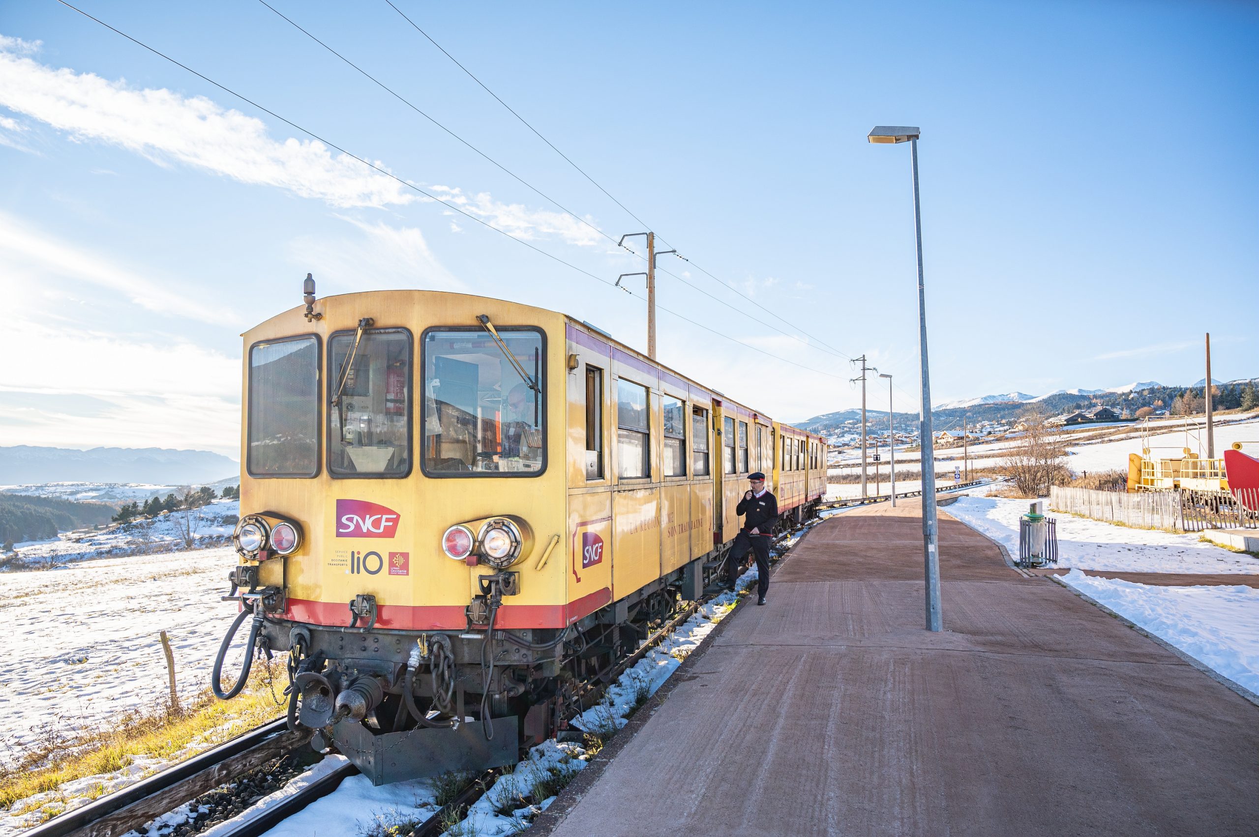Train Jaune en gare de Bolquère © Guillaume Payen - CRTL Occitanie