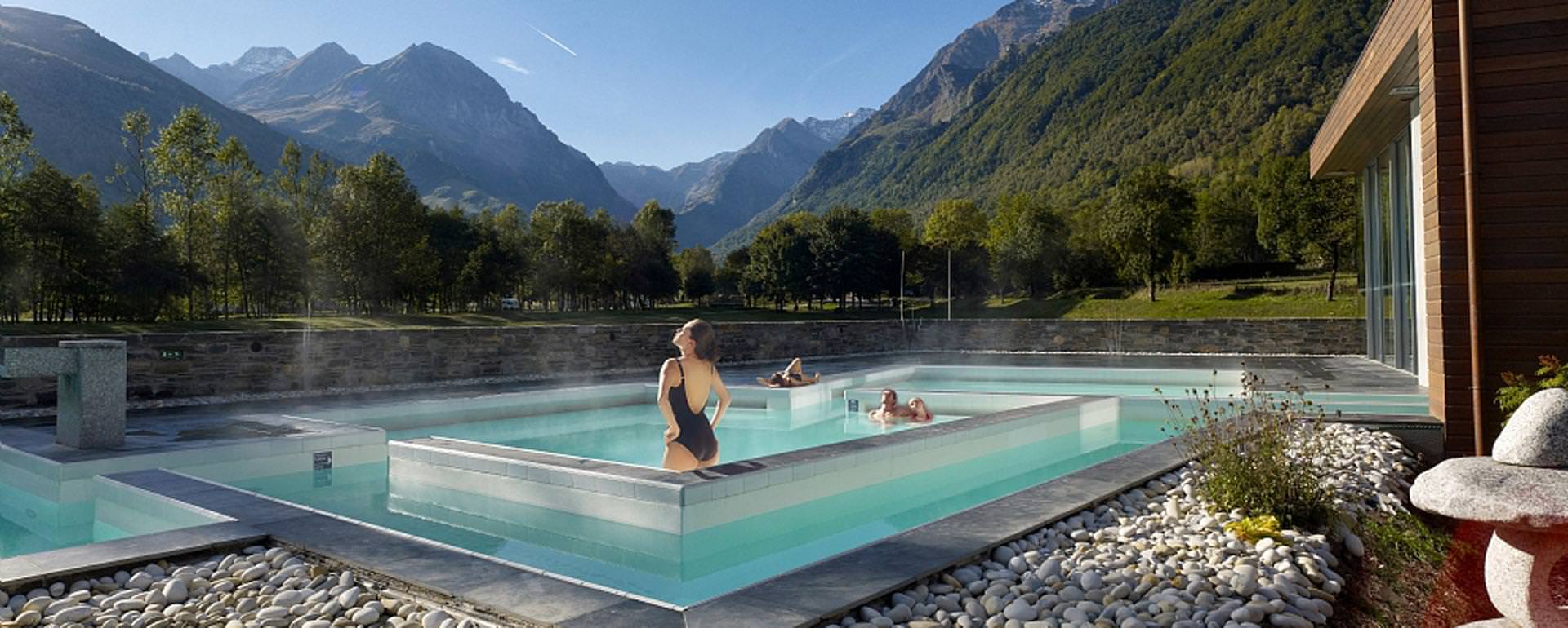 Balnéa  Détente en eau thermale à Balnéa - Génos-Loudenvielle - Hautes-Pyrénées_CRT Occitanie_Dominique VIET