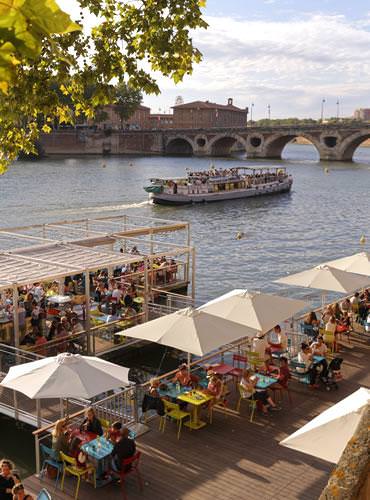 La guinguette en bord de Garonne