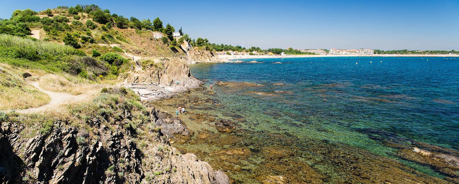 La côte vermeille
