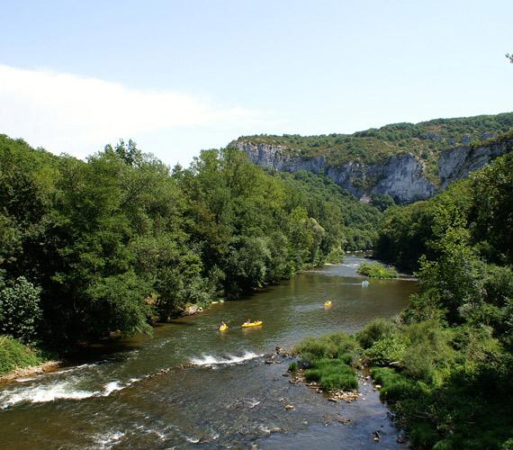 Canoë dans les Gorges de l'Aveyron © ADT Tarn et Garonne