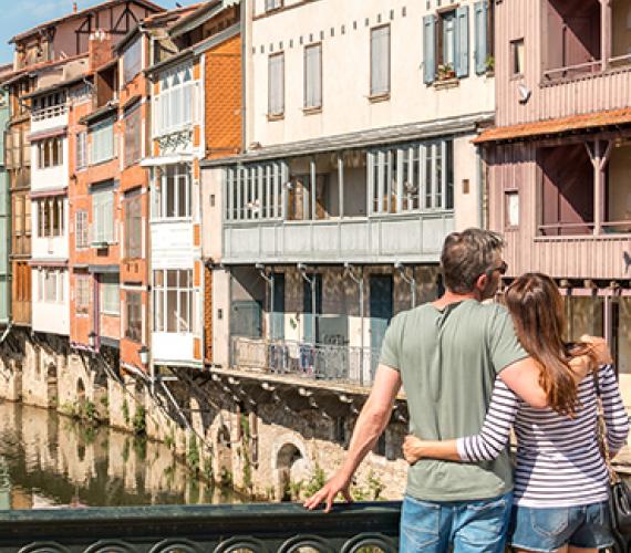 Les maisons sur l'Agoût à Castres, Tarn Tourisme/P.Walter Les maisons sur l'Agoût à Castres