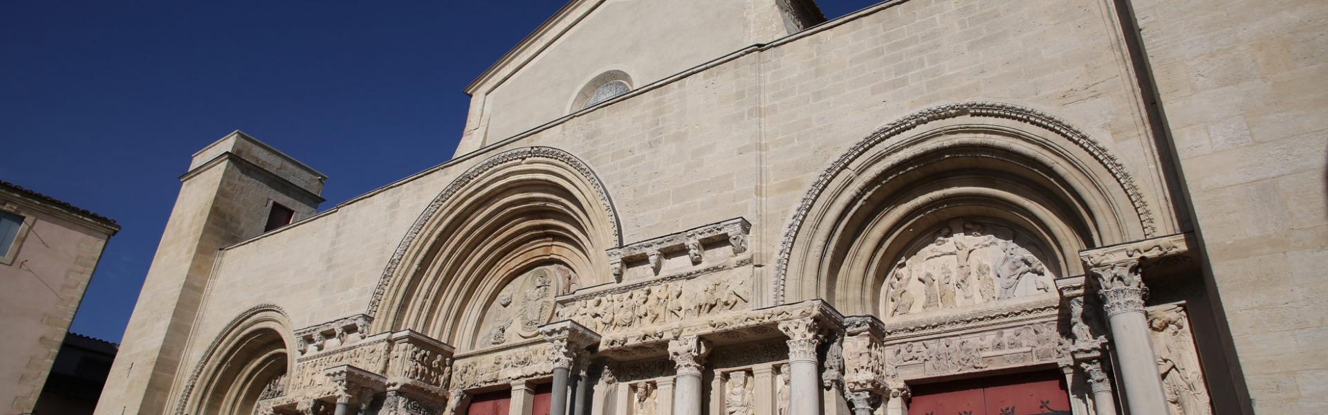 Abbatiale de Saint-Gilles © Andy Messens